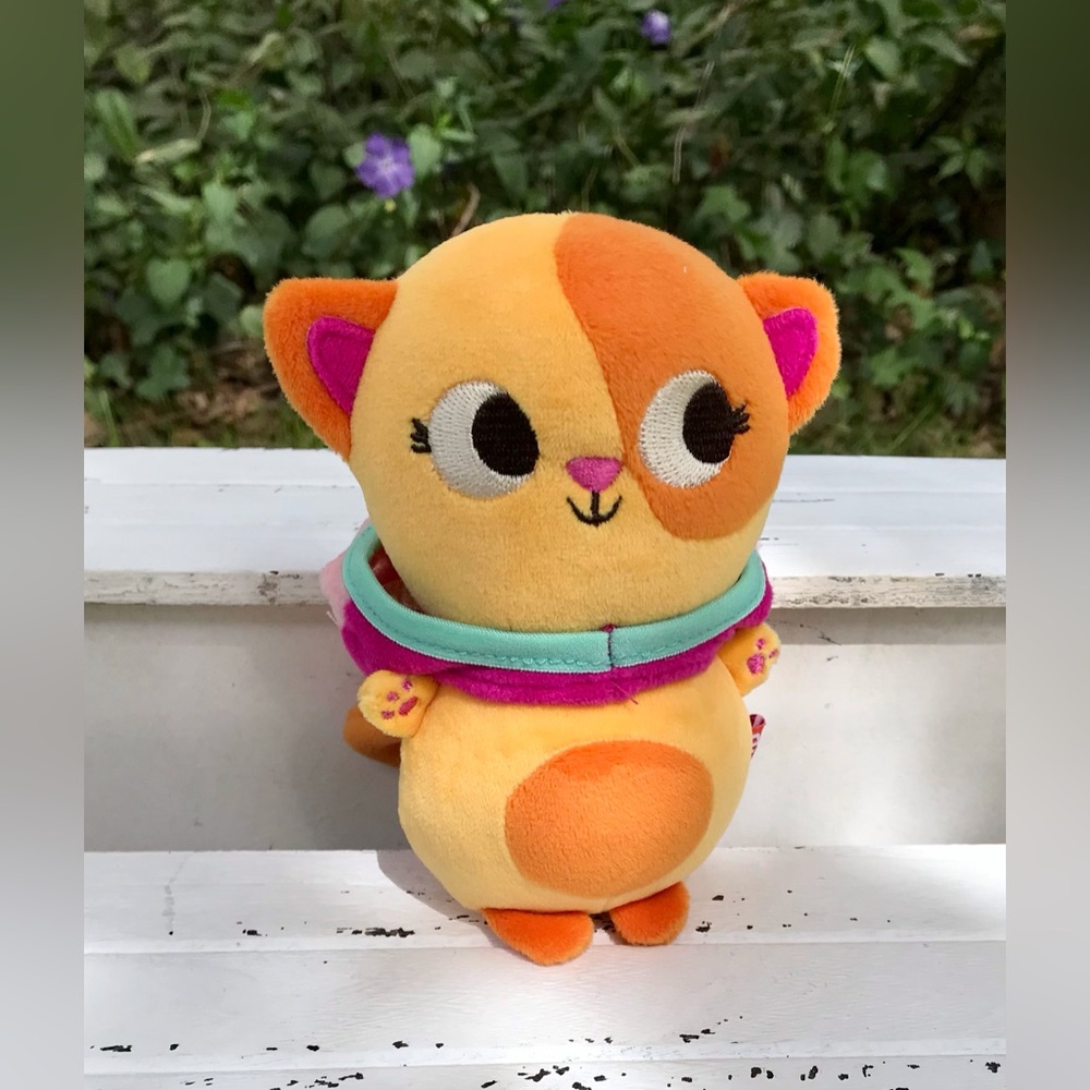 LAND OF B Scented Dress Up Cat Small Plush Stuffed Toy Removable Ice Cream Hat - Picture 2 of 9